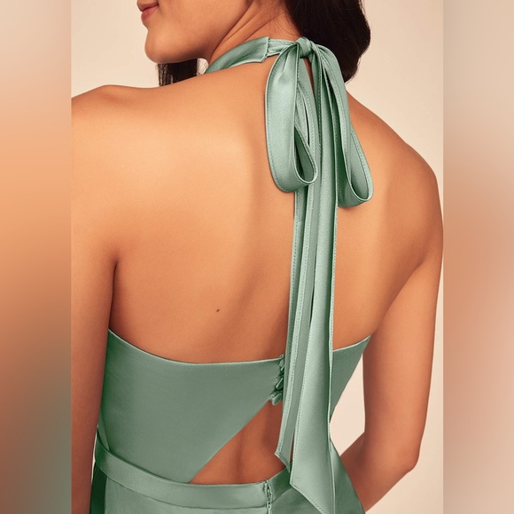 Azazie DELMAR Stretch Satin in Agave - Picture 4 of 4